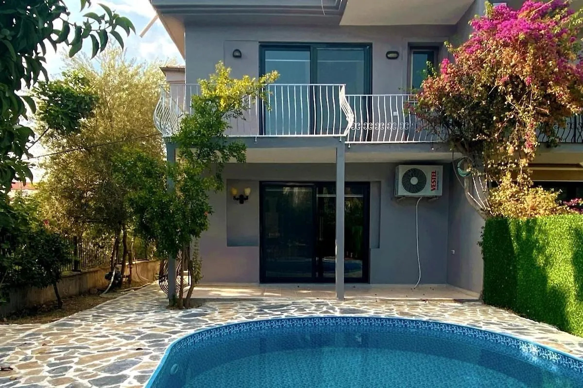 Burla Villa Fethiye 0*,